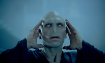 Ralph Fiennes jako Lord Voldemort w filmie „Harry Potter i Czara Ognia” (2005)