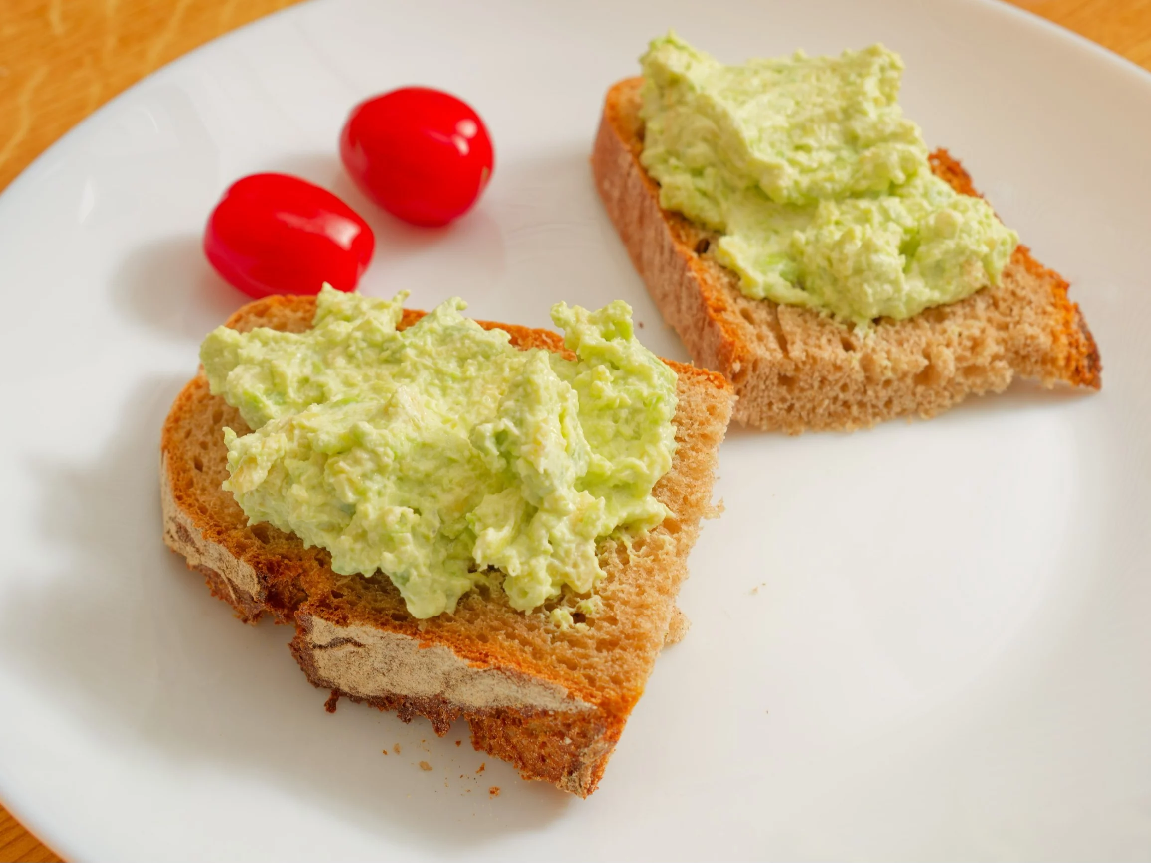 Pasta z awokado z fetą