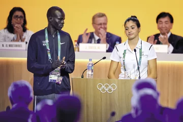 Ratowała tonących uchodźców. Teraz będzie ich reprezentować w Rio