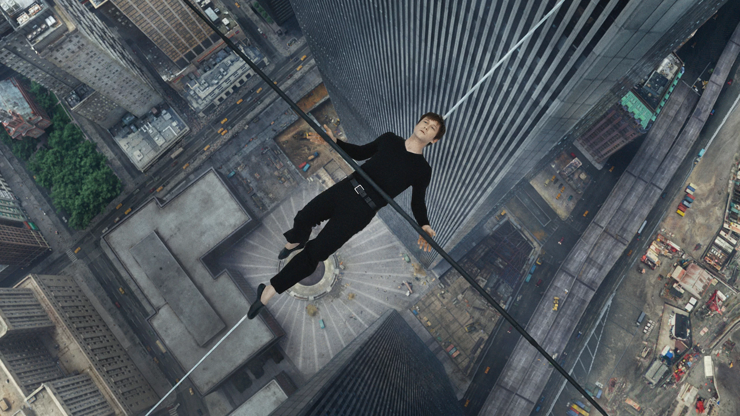 Kadr z filmu „The Walk. Sięgając chmur” / „The Walk" (2015)