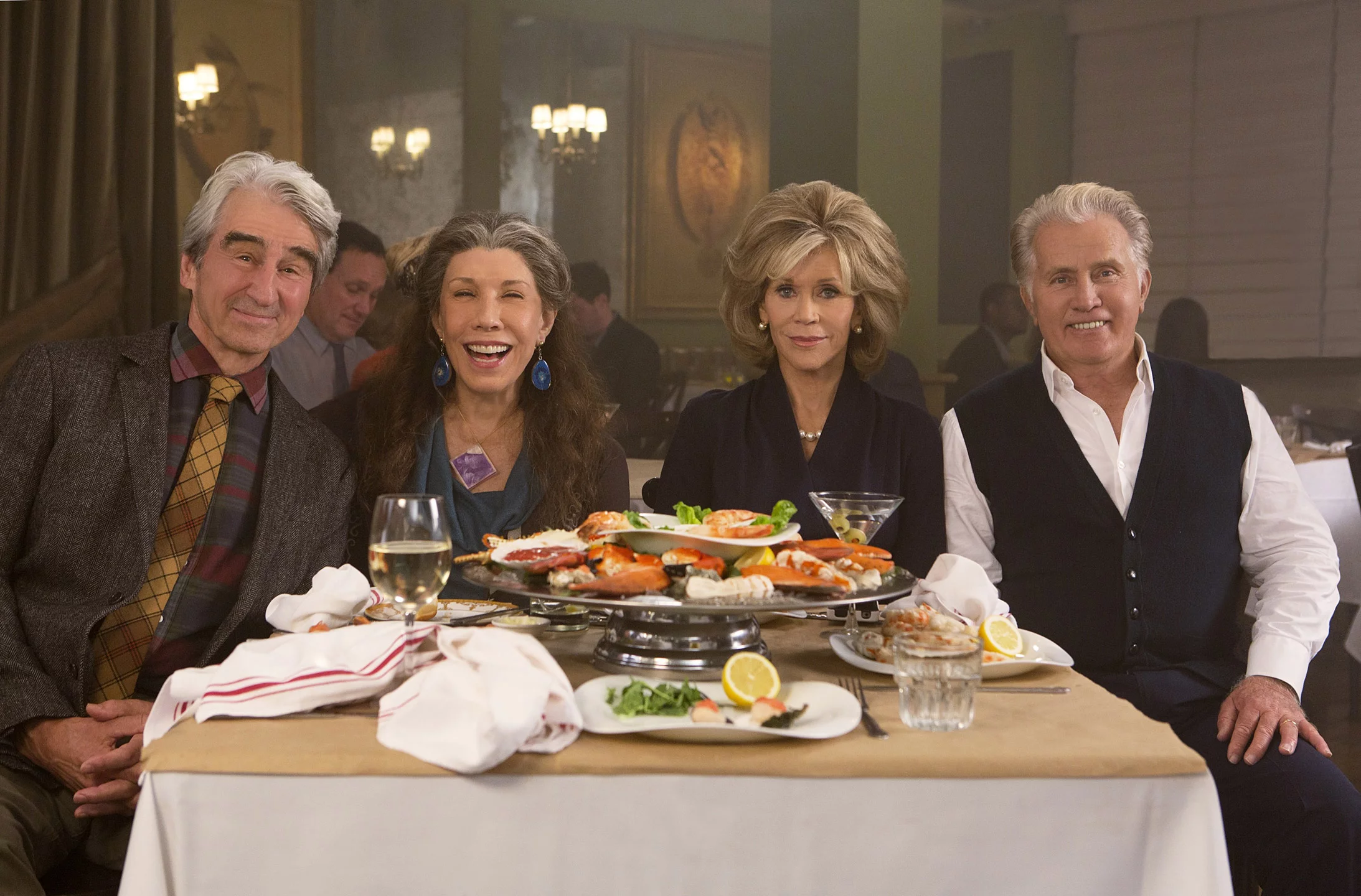 Kadr z serialu „Grace and Frankie” (2015)