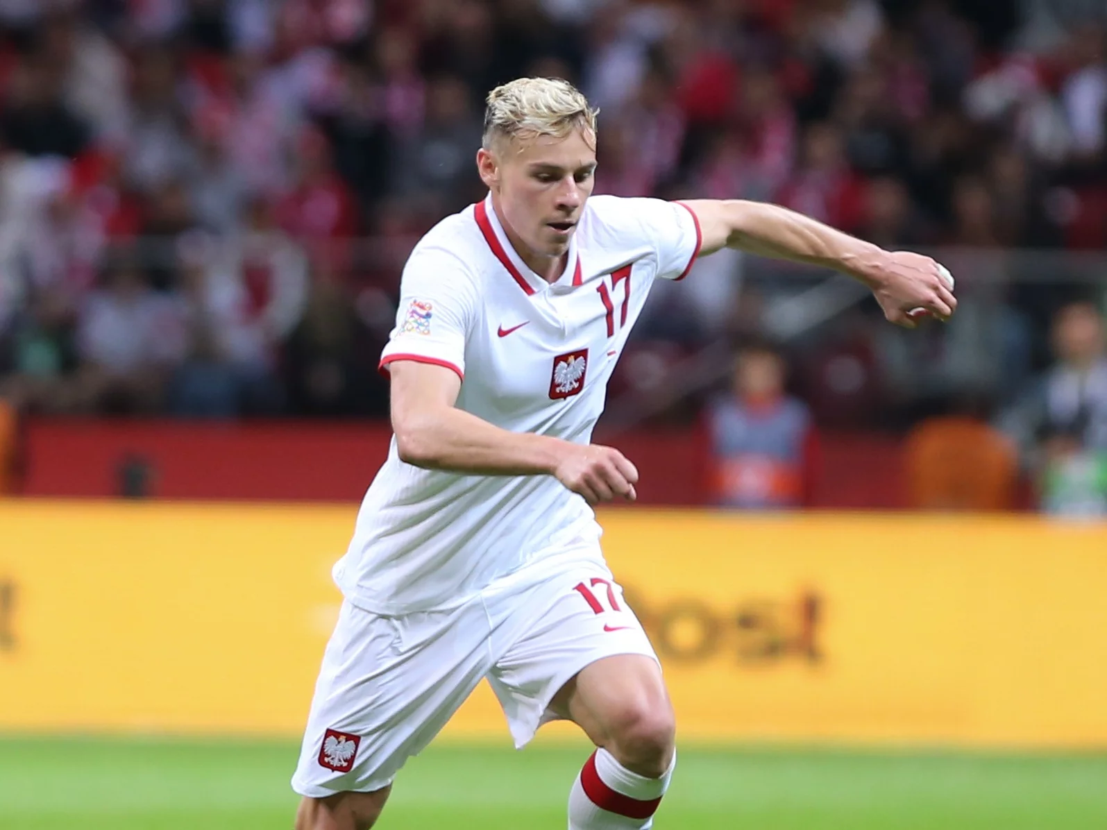 Szymon Żurkowski w trakcie meczu reprezentacji Polski