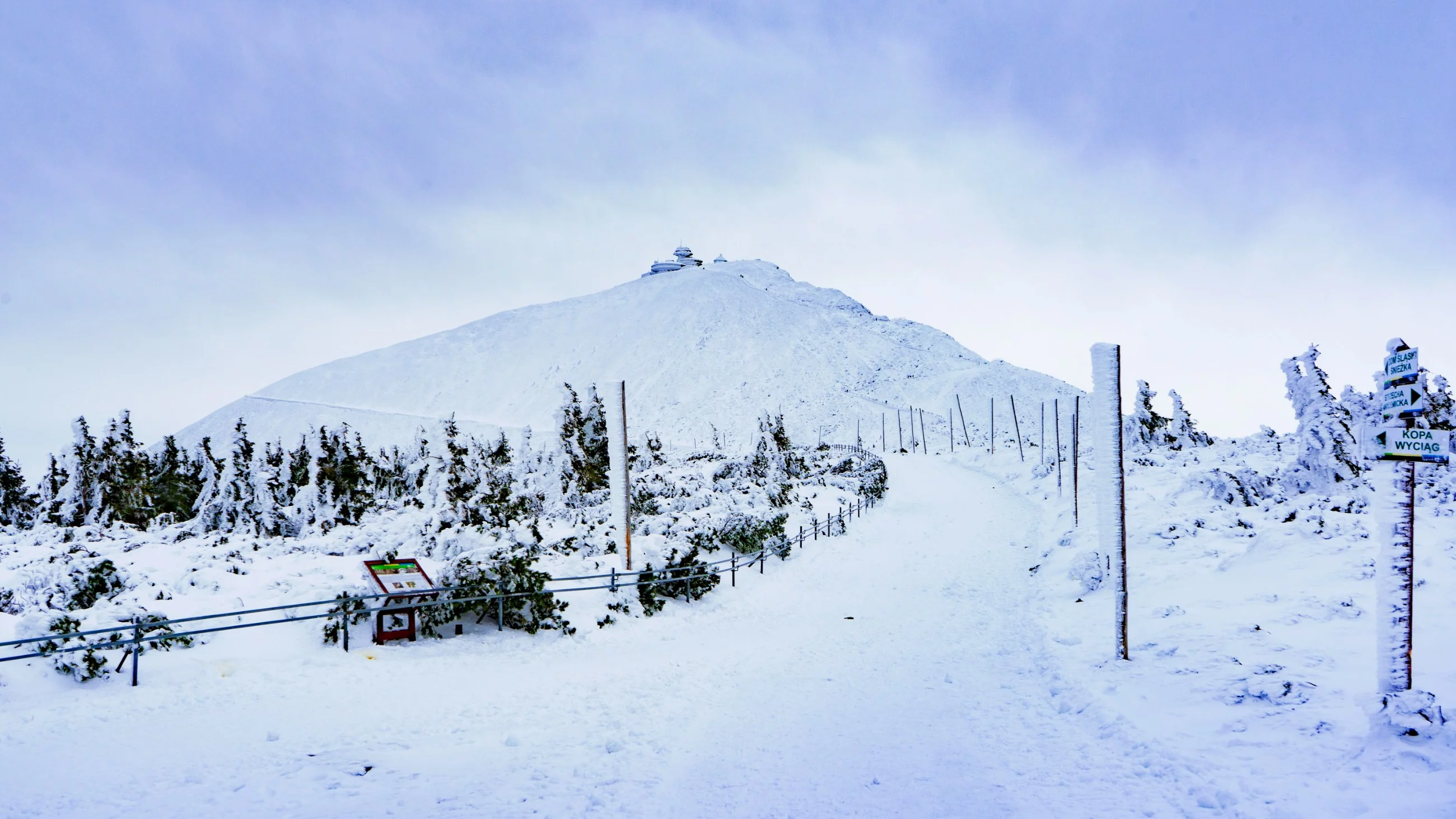 Restauracja powróci na słynny polski szczyt. Turyści czekali na to od lat