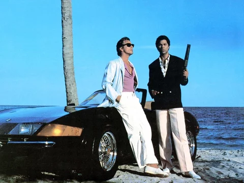 „Miami Vice” (pol. „Policjanci z Miami”)