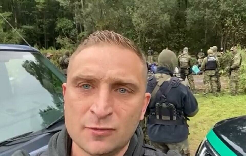 Białoruś. Narodowcy pojechali do Usnarza. Po co? Robert Bąkiewicz komentuje - Vimarsana News