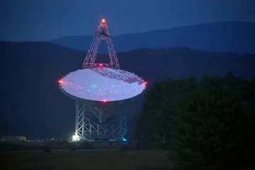 Robert C. Byrd Green Bank Telescope w National Radio Astronomy Observatory (NRAO), Green Bank, West Virginia