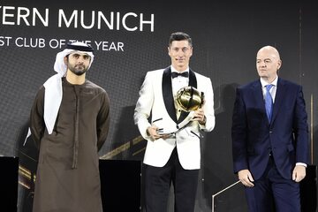 Robert Lewandowski na gali Globe Soccer Awards