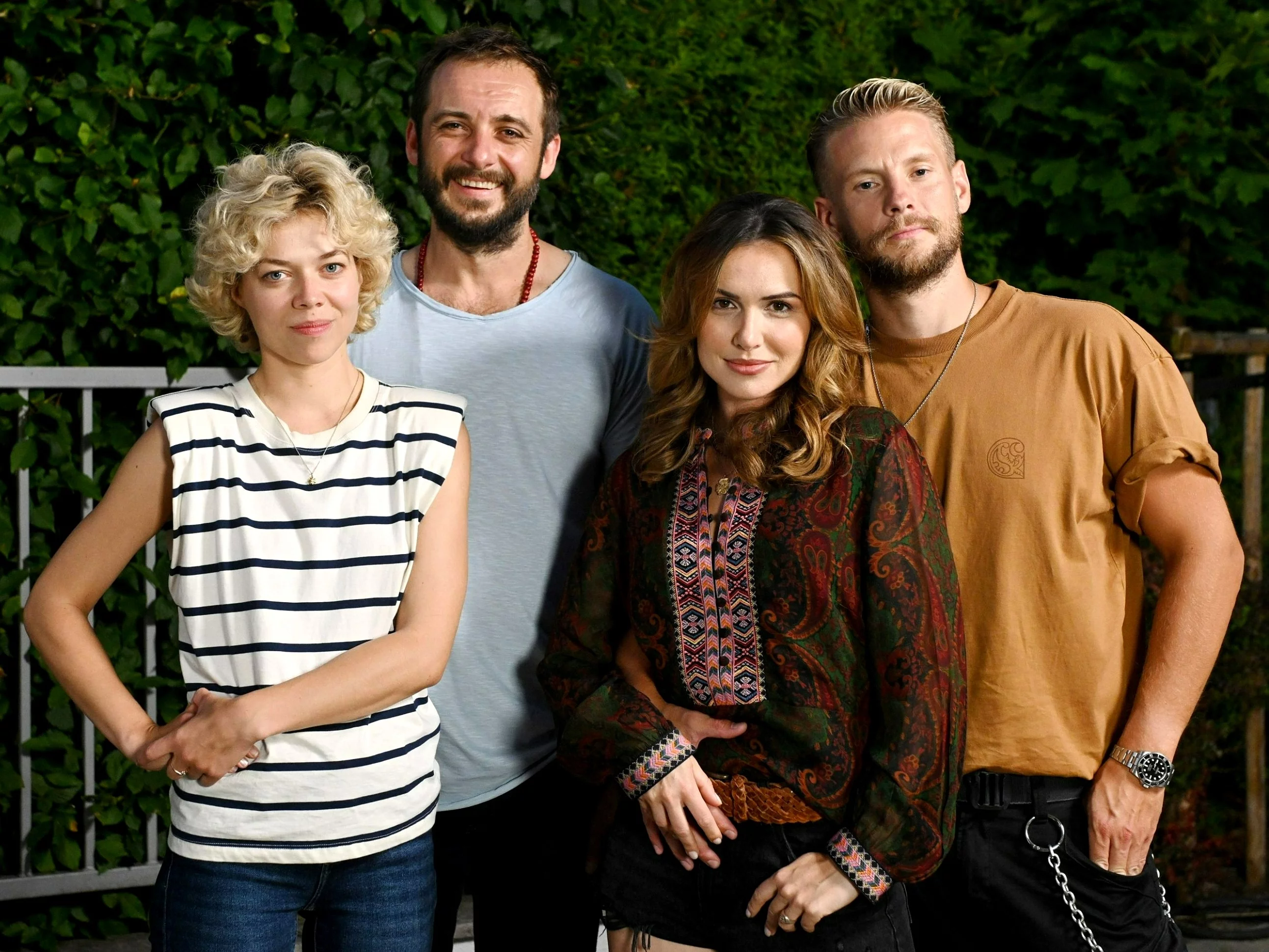 Marianna Zydek, Michał Żurawski, Marta Żmuda Trzebiatowska i Sebastian Fabijański w „Grzechach sąsiadów”