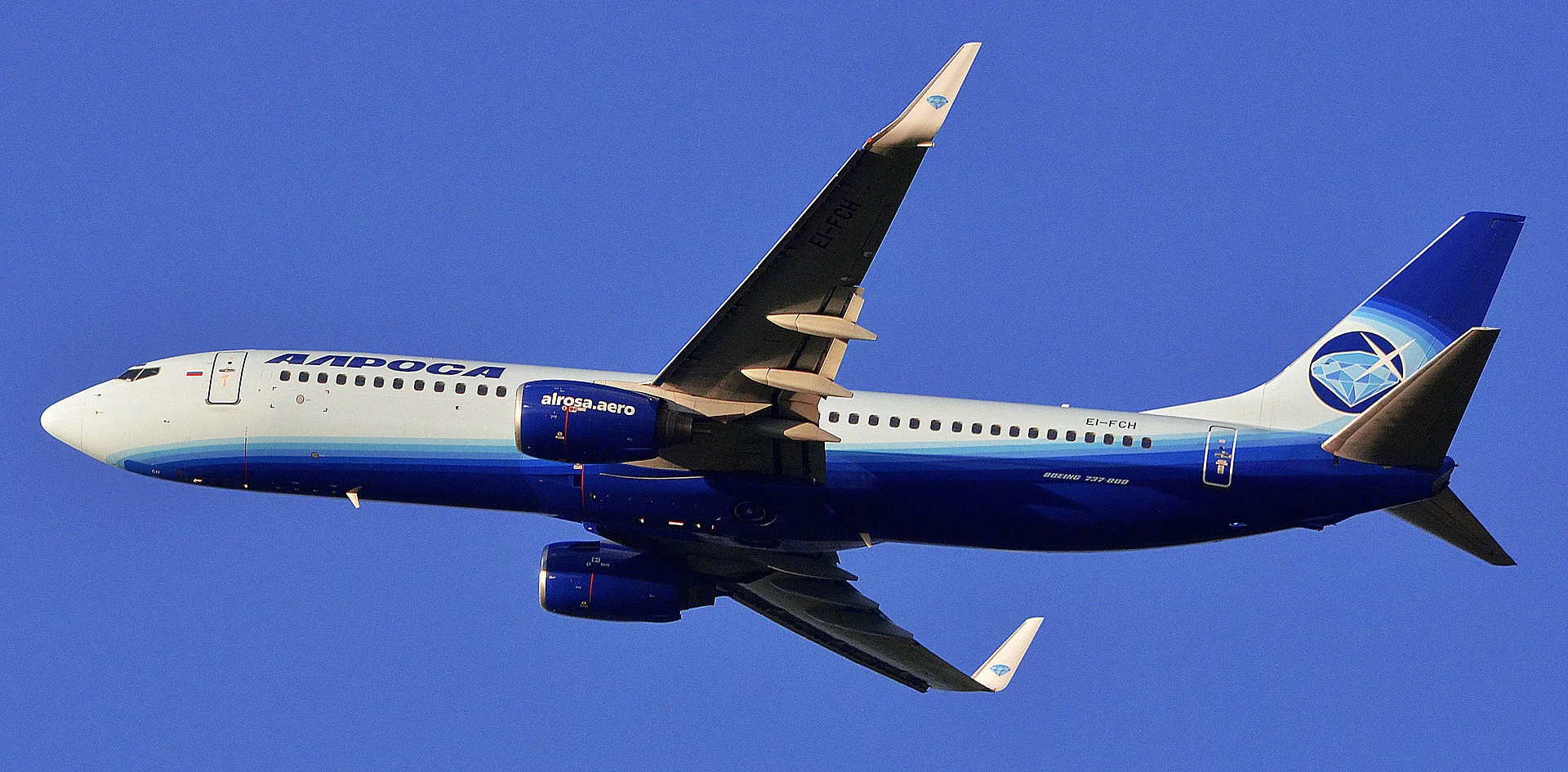 Boeing 737-800 linii Ałrosa