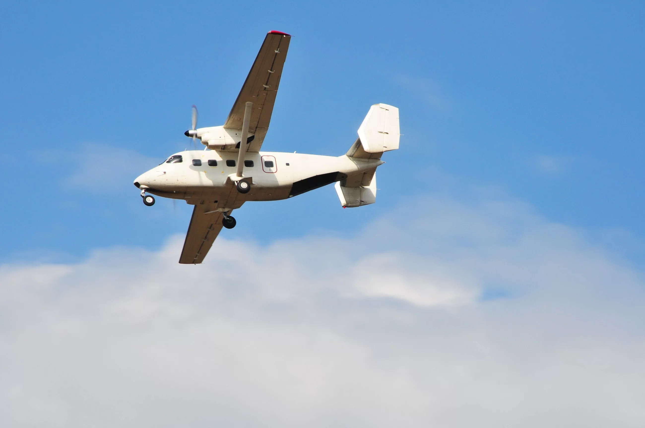 Mały samolot pasażerski typu An-28