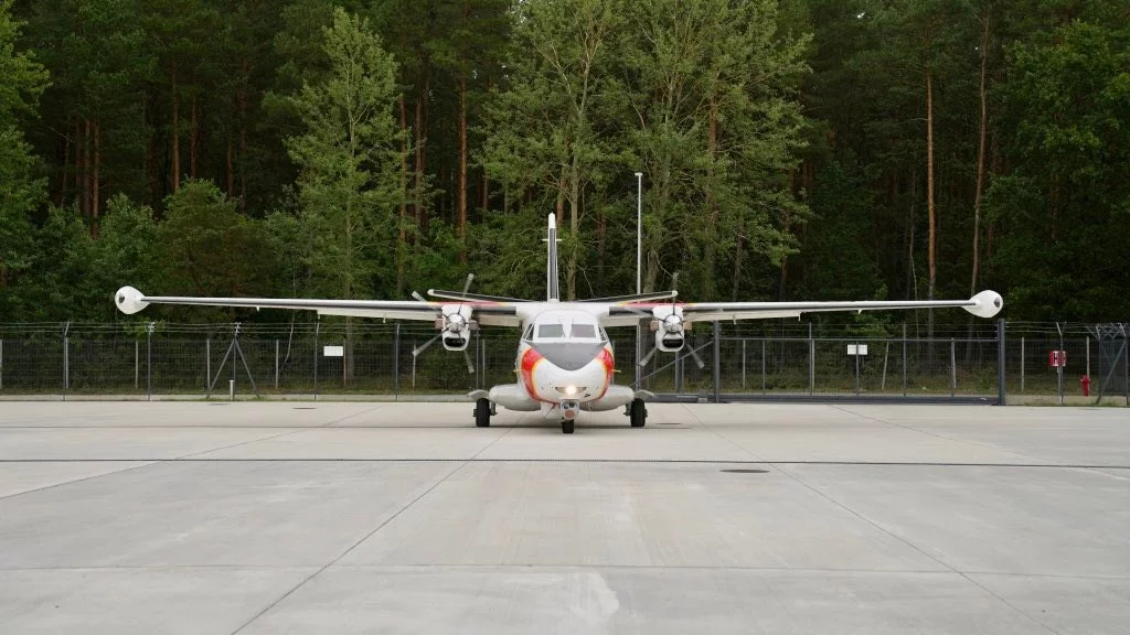 Turbolet L-410