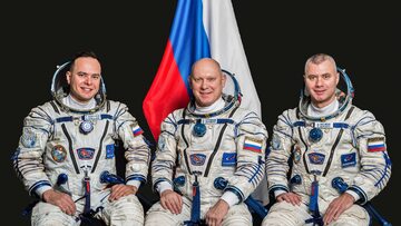 Rosyjscy kosmonauci, załoga Soyuz MS-21