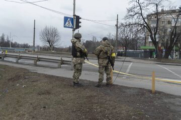 Rosyjscy żołnierze na ulicach Kijowa