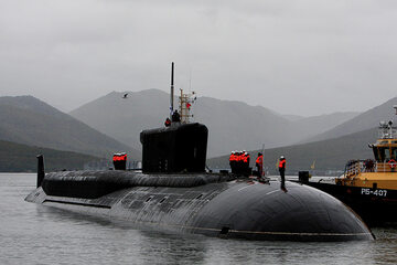 Rosyjski okręt podwodny "Aleksander Newski", zdjęcie ilustracyjne