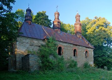 Ruiny cerkwi we wsi Królik Wołoski, opuszczonej w trakcie akcji „Wisła”