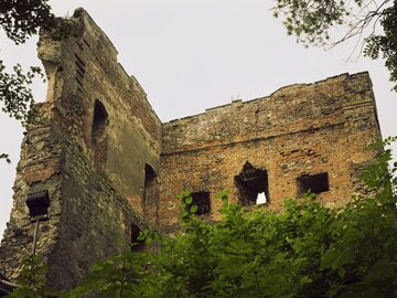 Ruiny zamku w Melsztynie