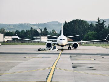 Ryanair na lotnisku/zdjęcie poglądowe