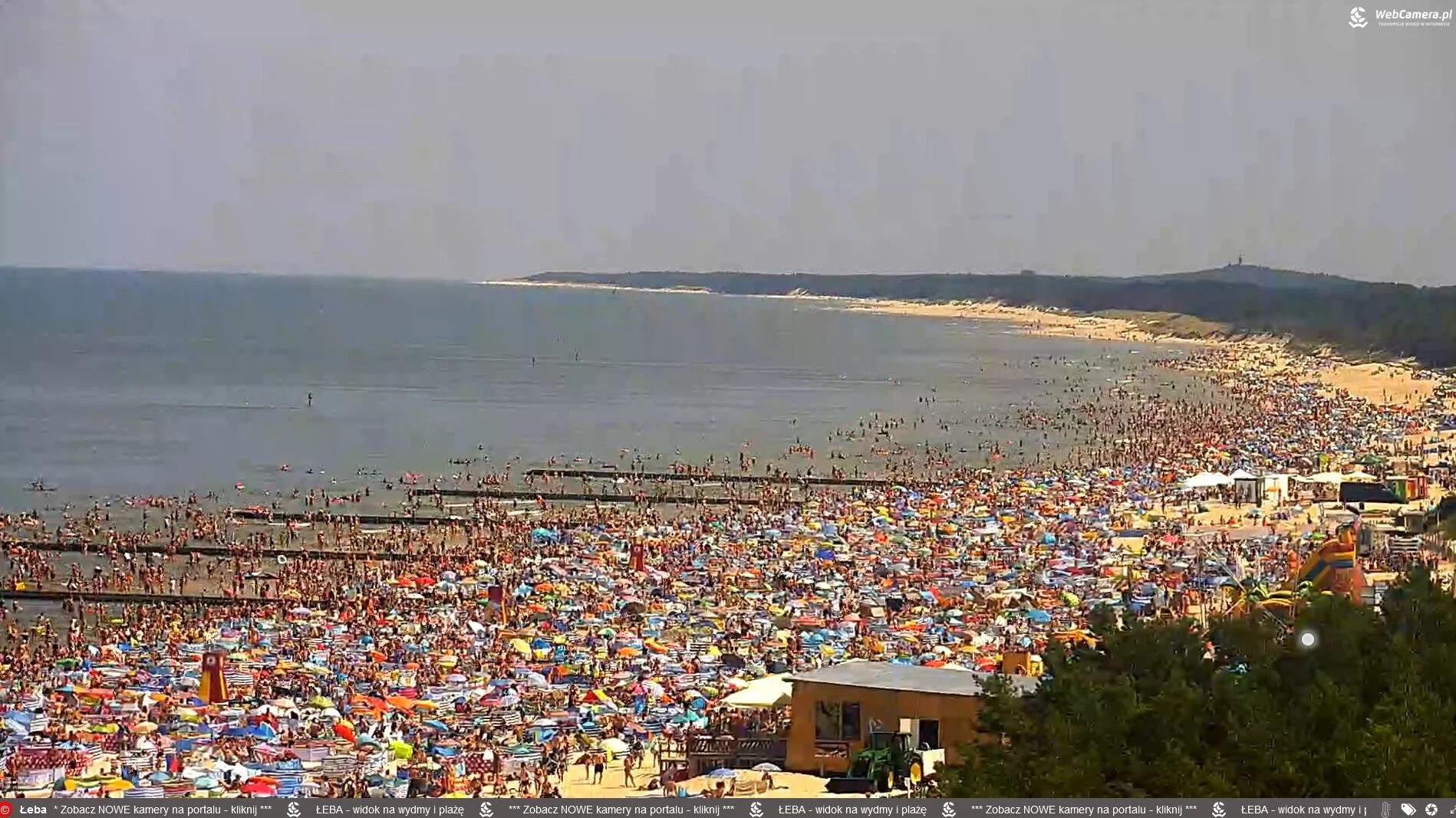 Tłok na plaży w Łebie