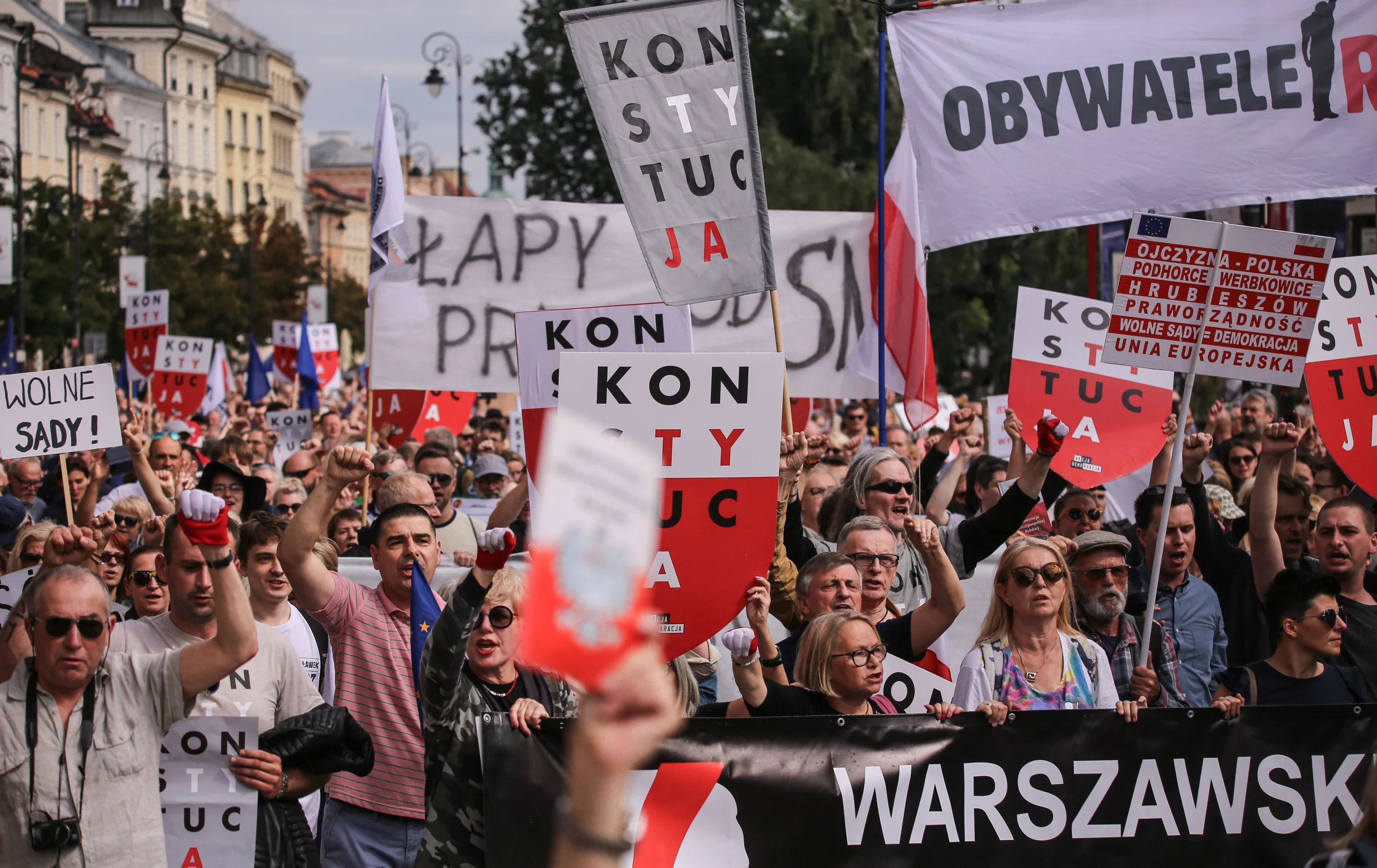 Jeden z protestów przed Sądem Najwyższym w obronie praworządności