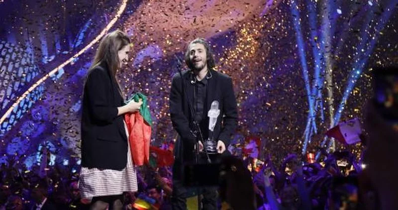 Salvador Sobral z siostrą