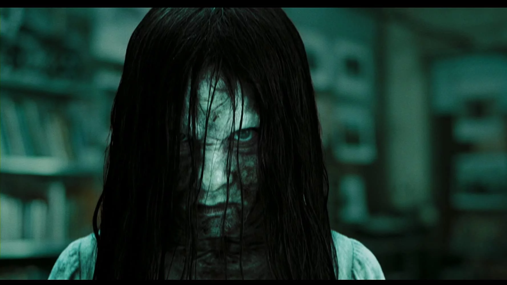 Daveigh Chase jako Samara w filmie „The Ring” (2002)