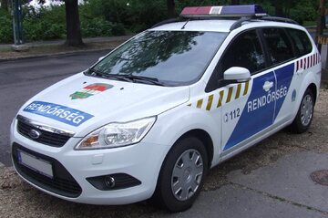 Samochód węgierskiej policji