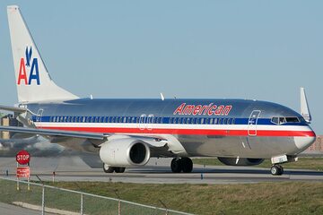 Samolot American Airlines. Boeing 737-800 (zdj. ilustracyjne)