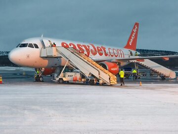 Samolot easyJet zimą