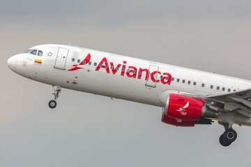 Samolot linii Avianca, zdjęcie ilustracyjne