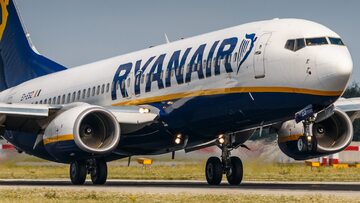 Samolot linii Ryanair, zdj. ilustracyjne
