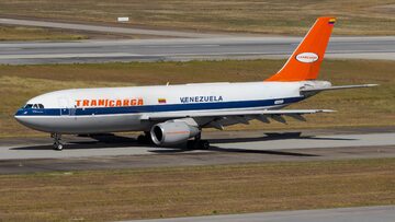 Samolot linii Transcarda International Airways, zdjęcie ilustracyjne