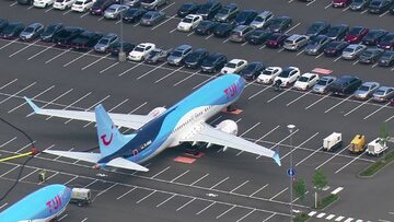 Samoloty Boeing 737 MAX na parkingu przy fabryce