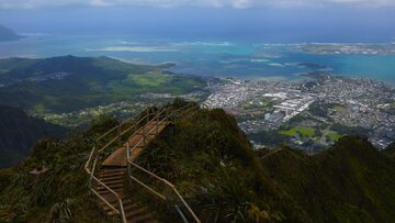 Schody do nieba na wyspie Oahu