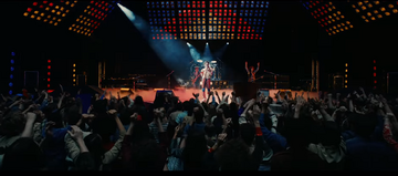 Screen ze zwiastuna filmu "Bohemian Rhapsody"