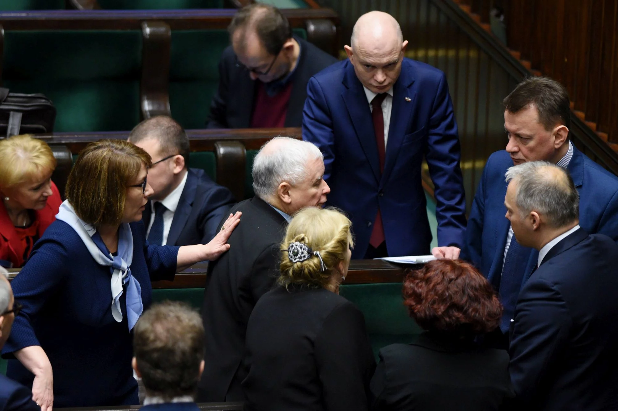 Jarosław Kaczyński wśród polityków PiS w Sejmie