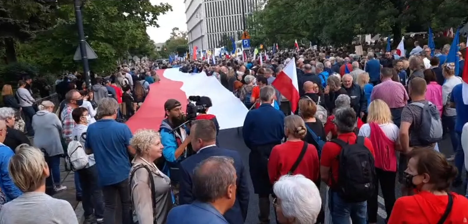 Warszawa. Protest przeciwko „lex TVN”