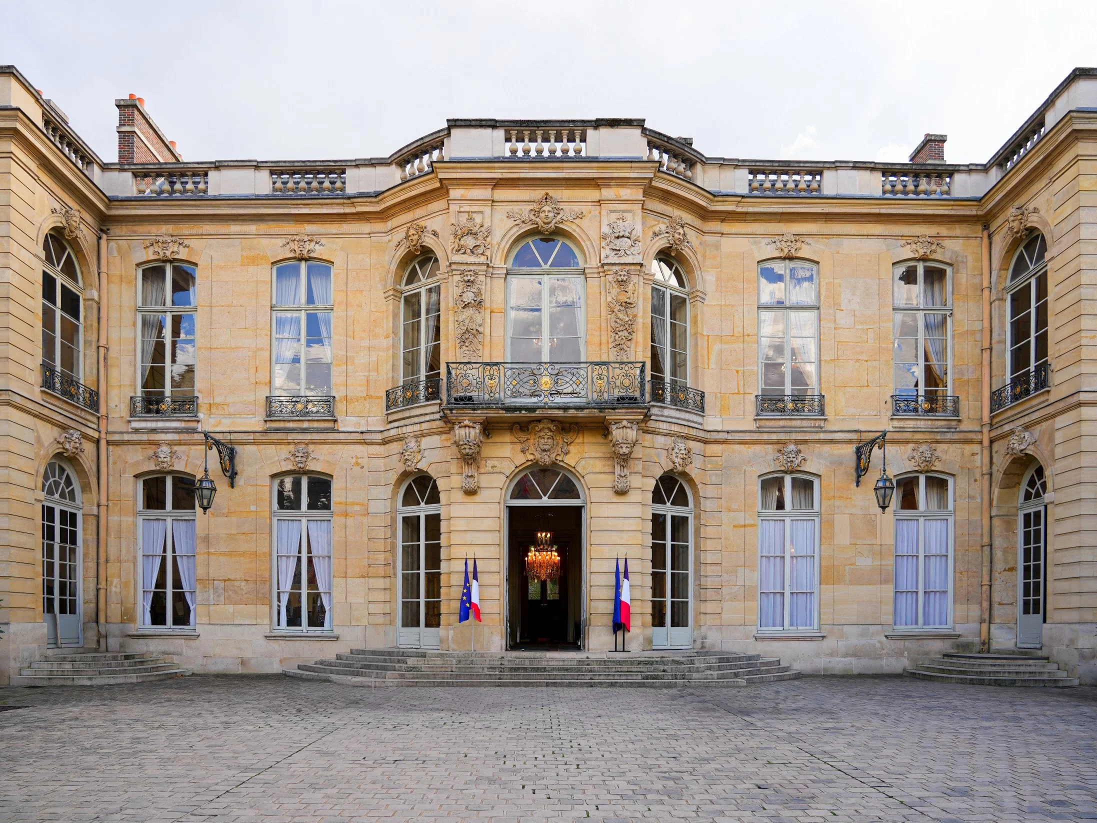 Fasada Hôtel de Matignon, zdjęcie ilustracyjne