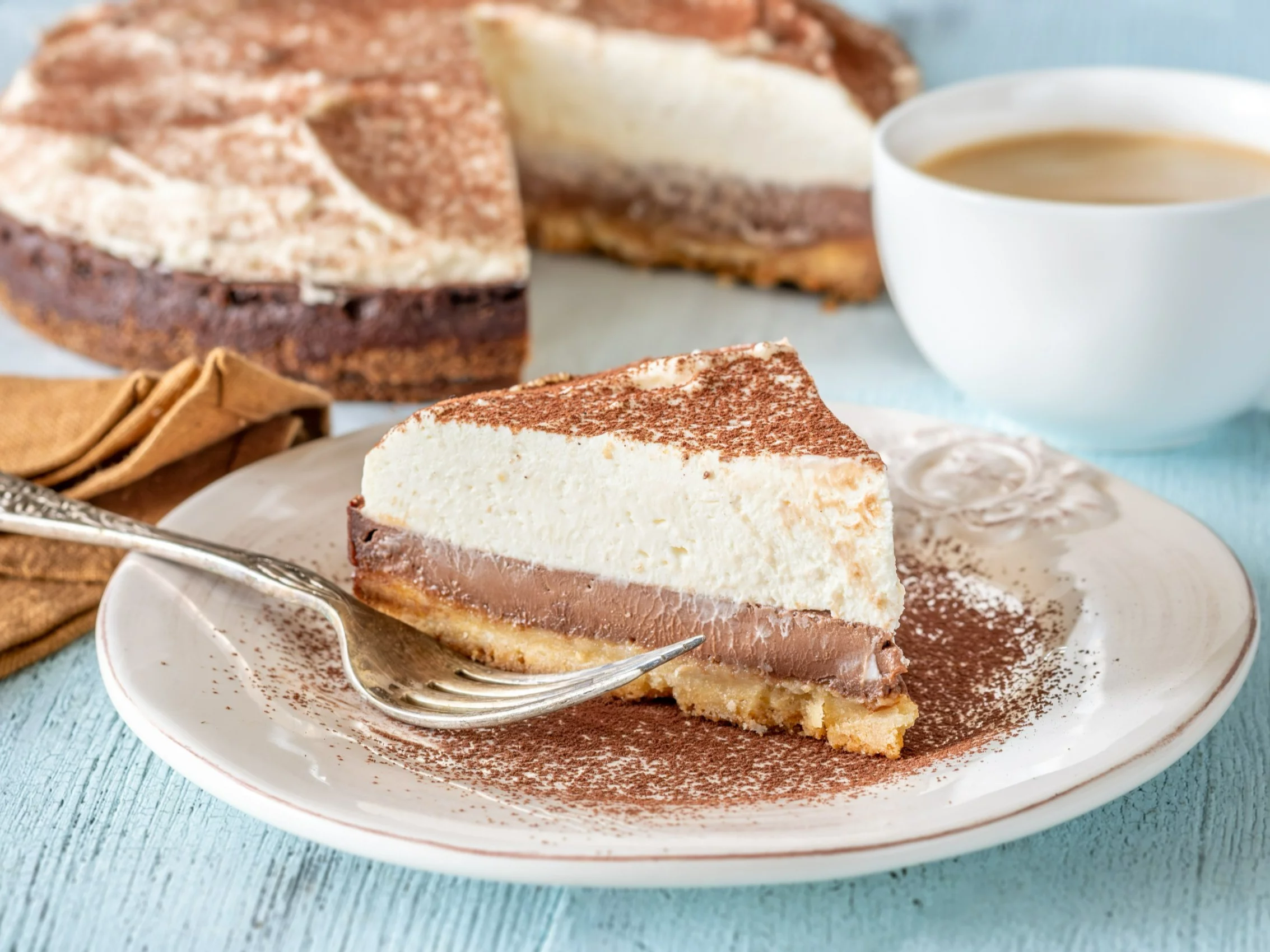 Sernik tiramisu bez pieczenia