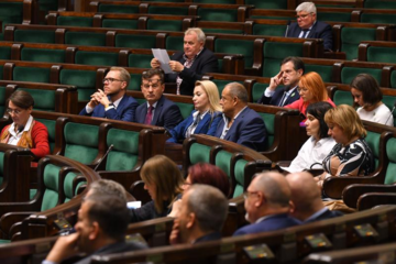 Sesja wprowadzająca dla nowo wybranych posłów IX kadencji Sejmu
