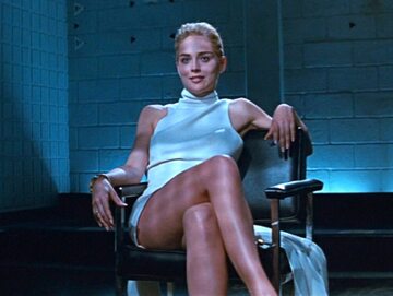 Sharon Stone w filmie „Nagi Instynkt” (1992)