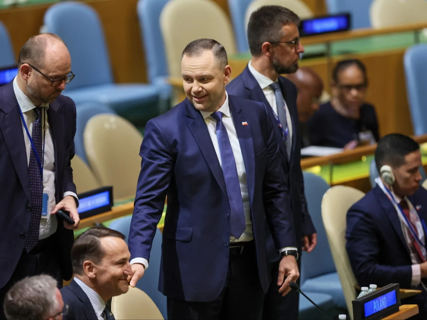 Od lewej: Marcin Przydacz, Radosław Sikorski, Karol Nawrocki