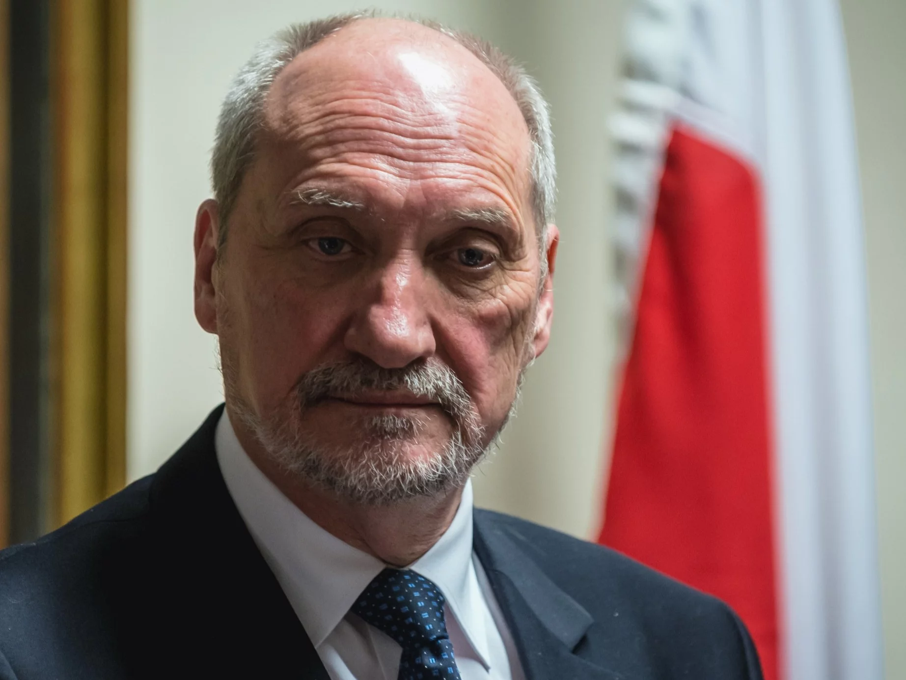 Macierewicz ma gorzką pigułkę do przełknięcia. Sikorski się nie hamował