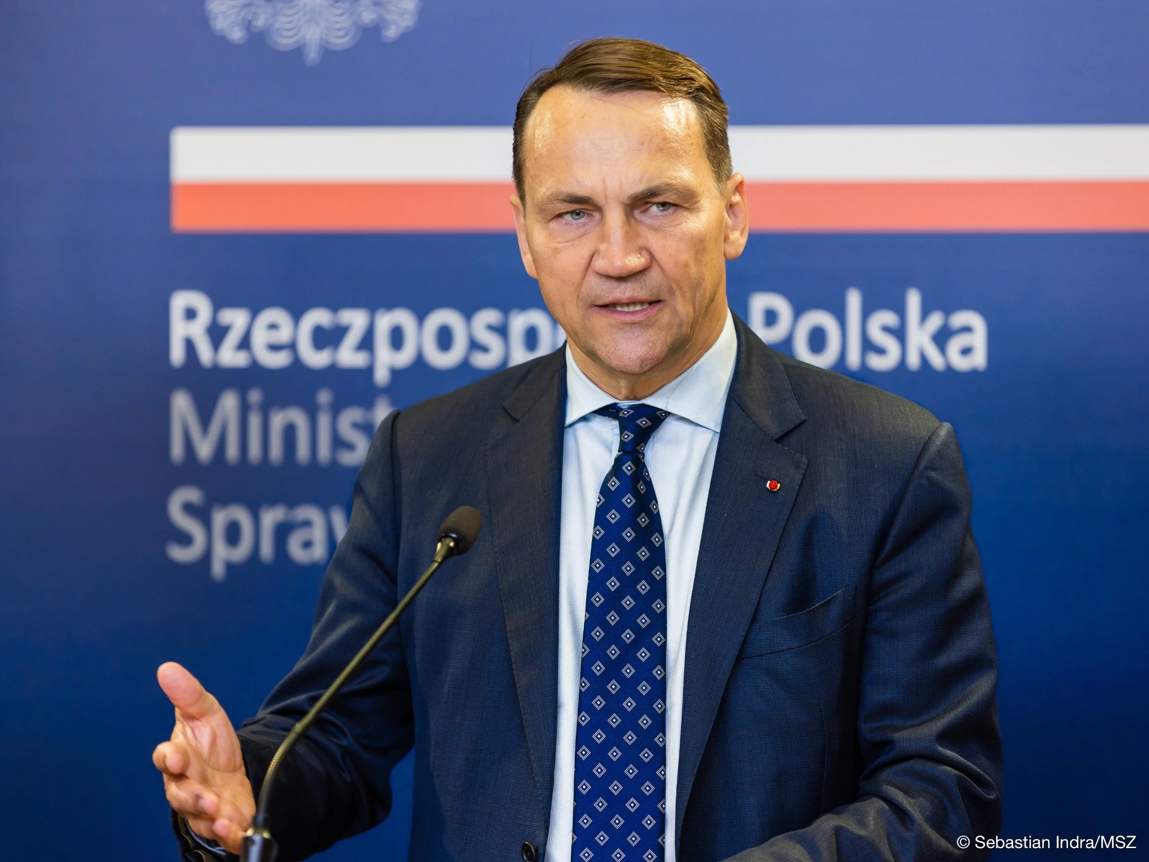 Sikorski nie gryzł się w język. „Polska nigdy nie wystawiła faktury”