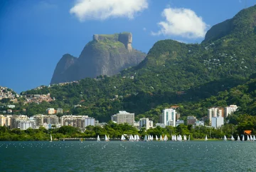 Skała Pedra da Gávea w pobliżu Rio de Janeiro