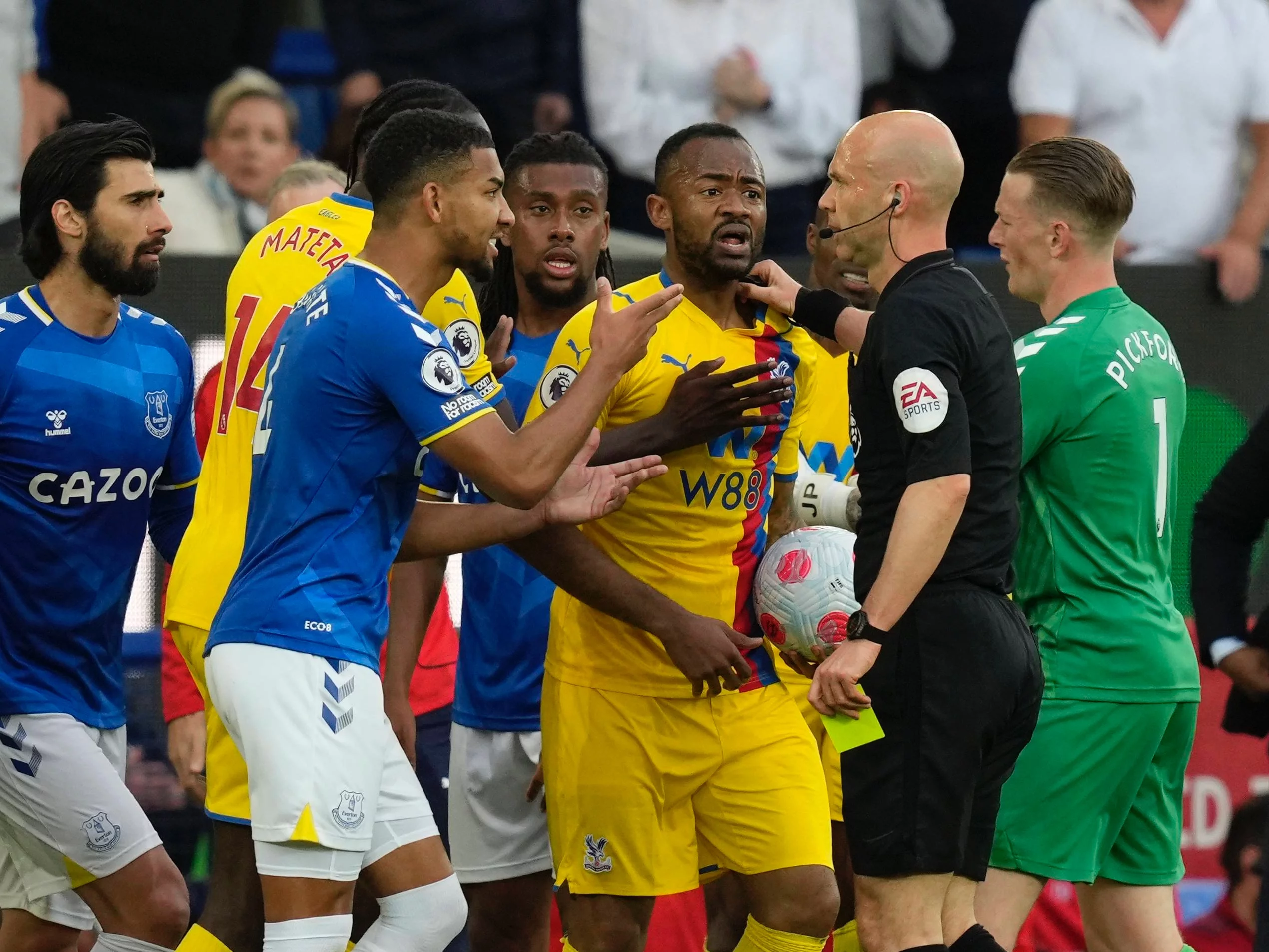 Piłkarze Evertonu i Crystal Palace