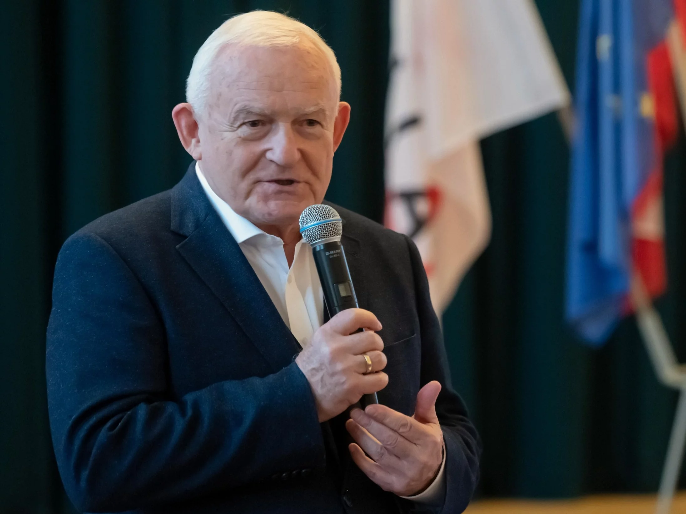 Skandaliczne słowa Zełenskiego o Polsce. Miller odbija piłeczkę