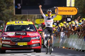 Skoda od 20 lat wspiera kolarzy w Tour de France