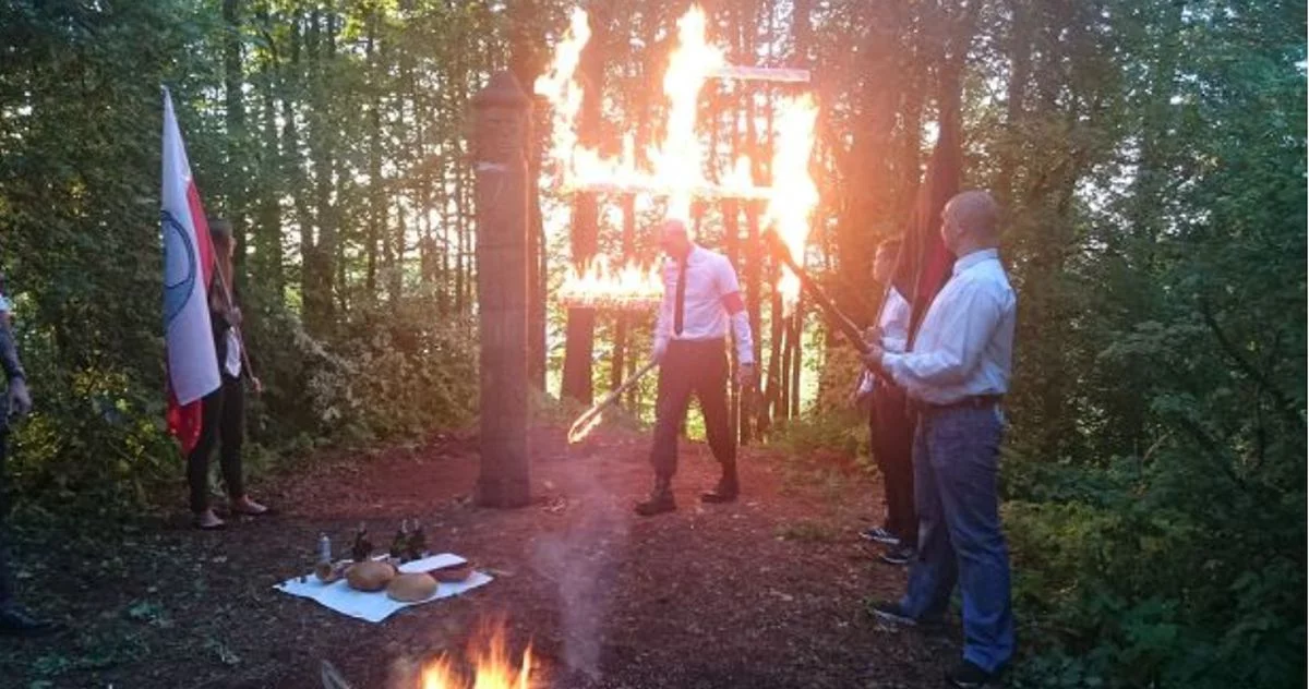 Uroczystość w noc Kupały