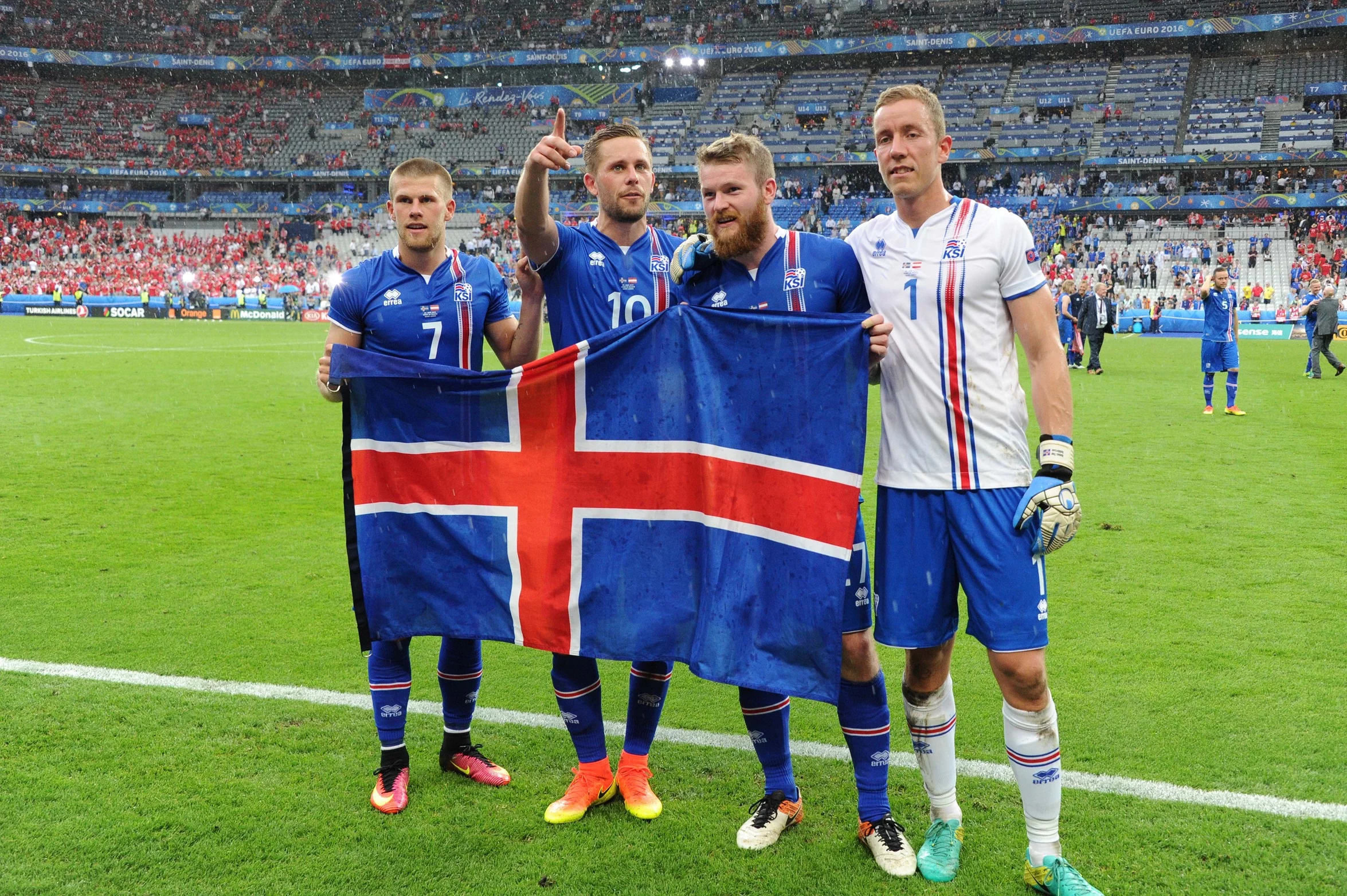 AUSTRIA - ISLANDIA