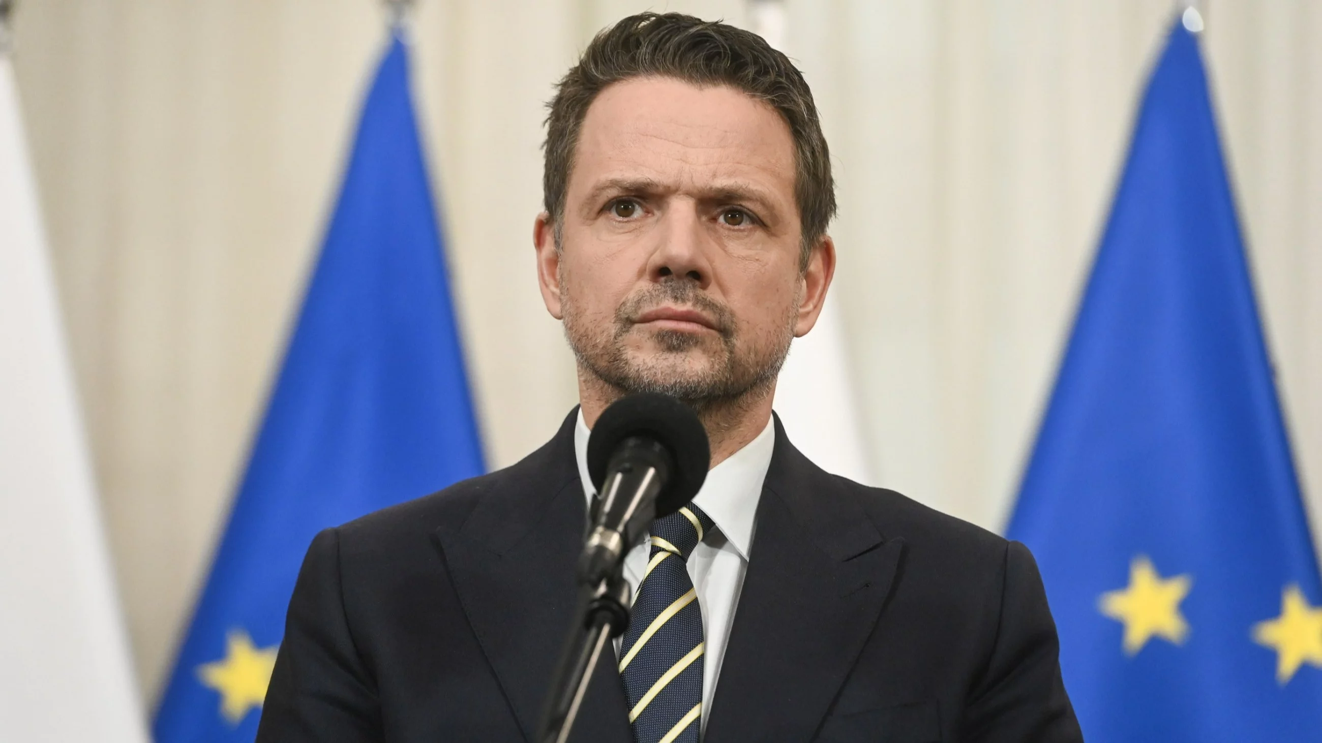 Trzaskowski z „zadyszką”, wyzwanie przed Nawrockim. Ekspert reaguje na sondaż